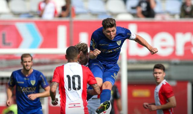 防守对决 防守对决