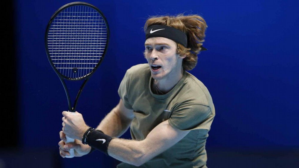 的约束下 的约束下